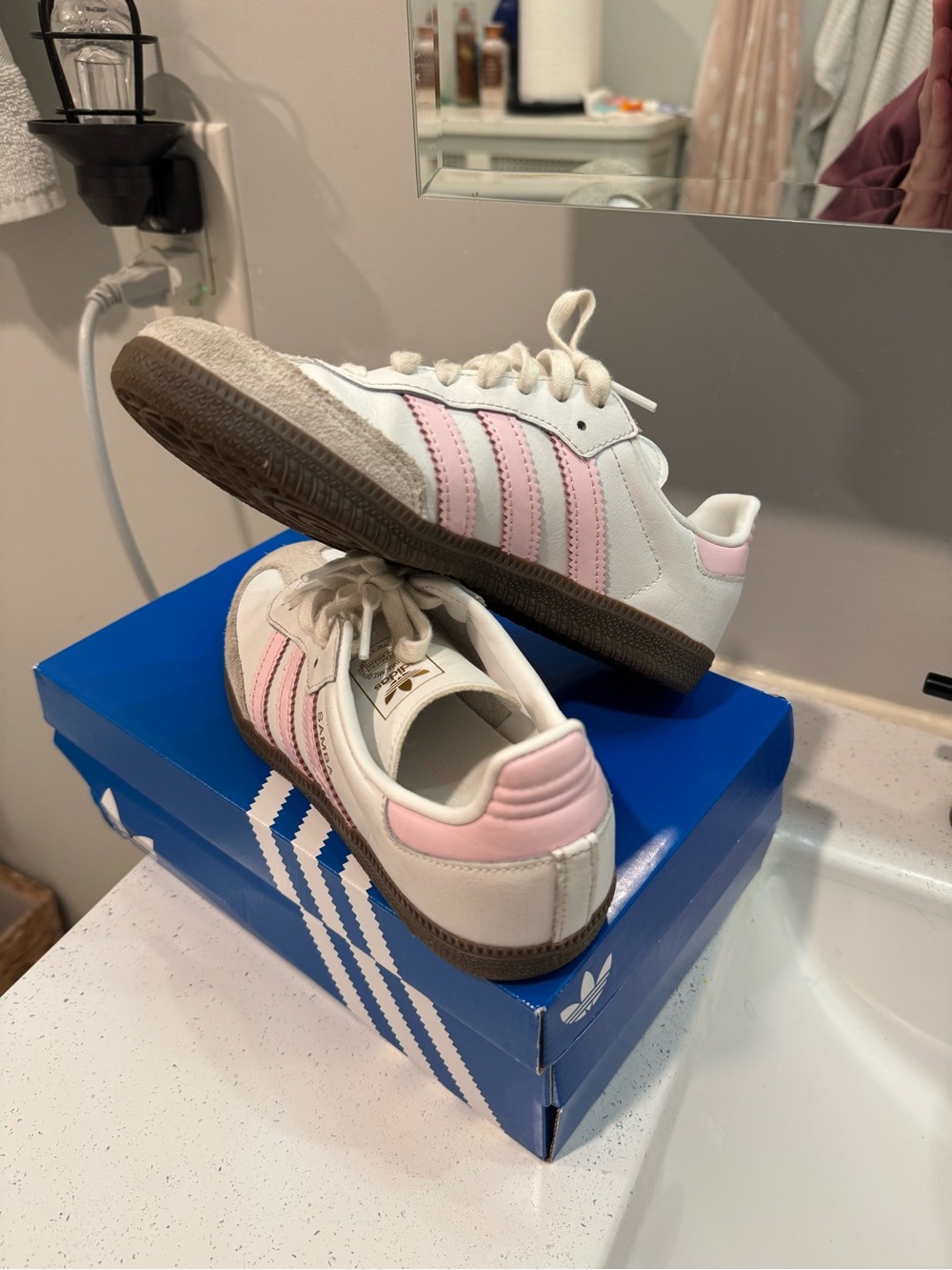 Kids adidas Originals Samba OG pink n white in good shape